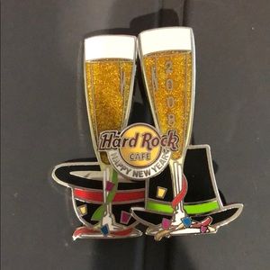 Hard Rock Cafe Happy New Year 2008 pin 🎩🥂